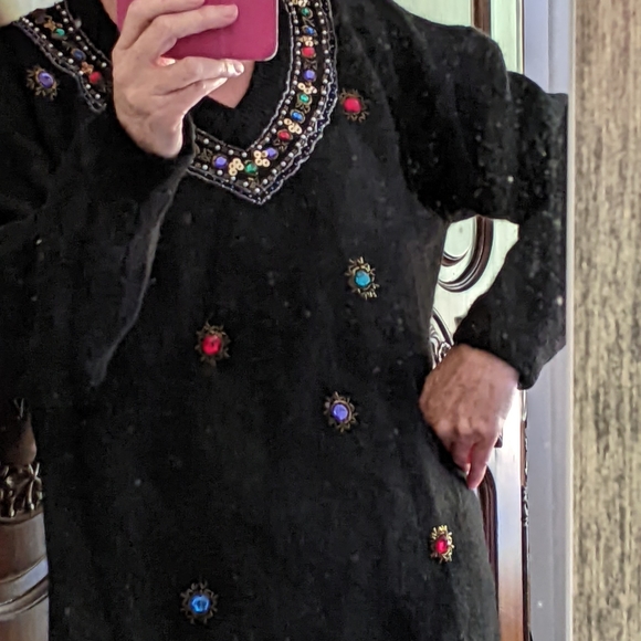 Silk and Lambswool Tunic with Large Beads and Sequins - Picture 2 of 12